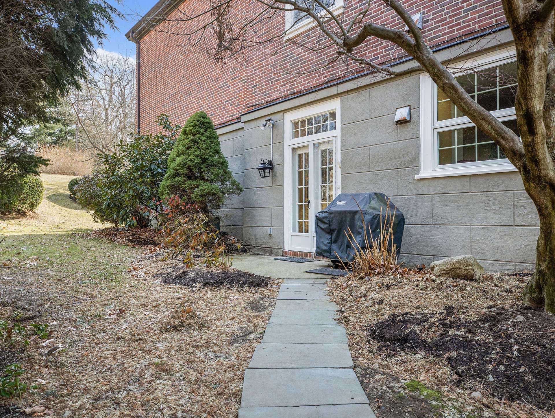 40 Seaver Entrance Wellesley MA