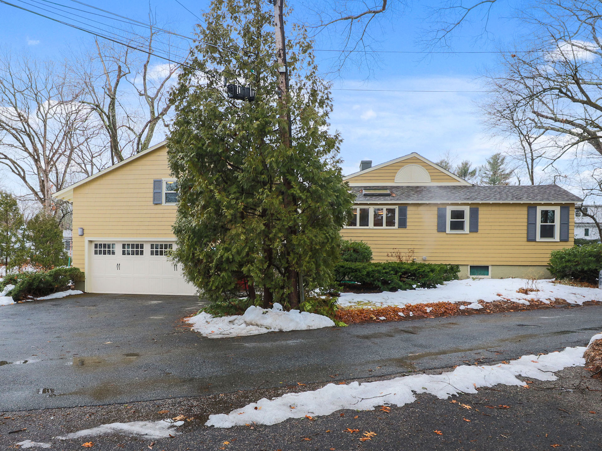 1-W-Riding-Street-Wellesley-home-for-sale