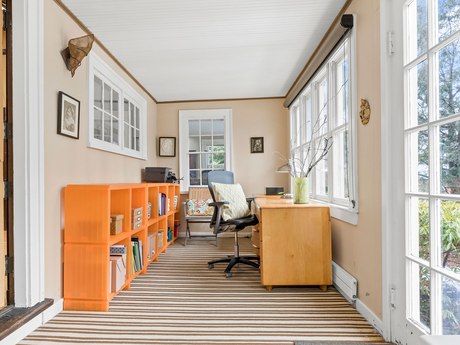 11-LivingRoom-Wellesley-home-for-sale