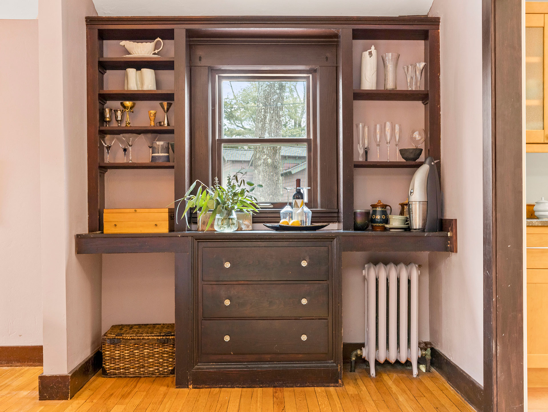 12-Bar-Area-Wellesley-home-for-sale