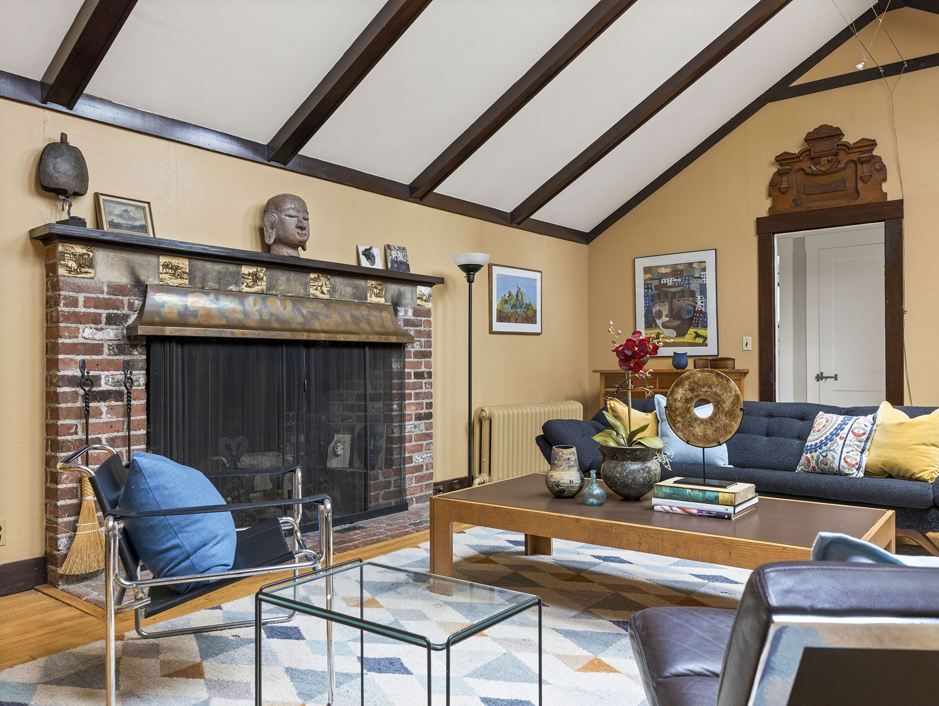 9-LivingRoom-Wellesley-home-for-sale