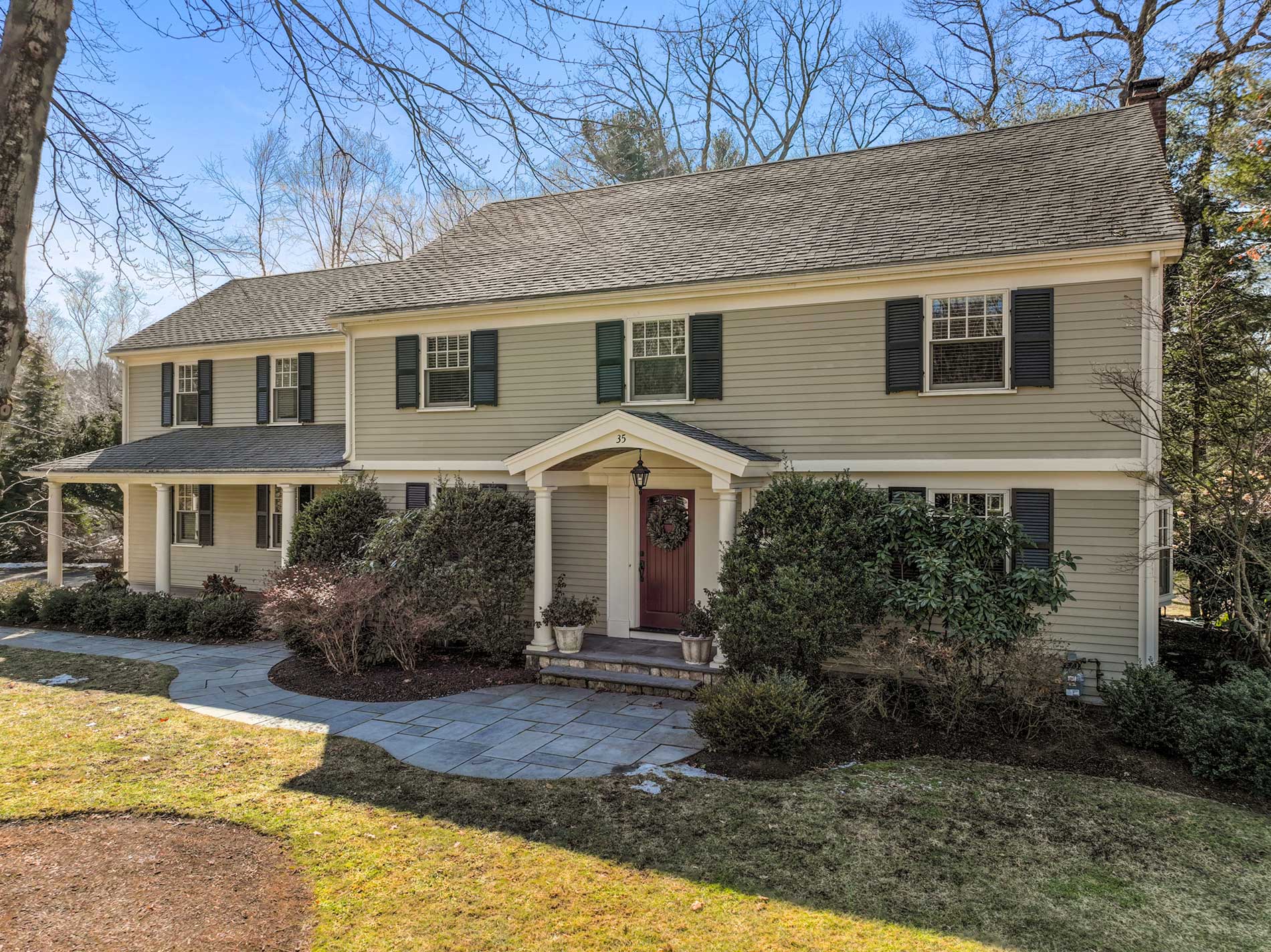 3-living-room-32-linden-st-wellesley 35-LeHigh-Road-Wellesley-MA-1
