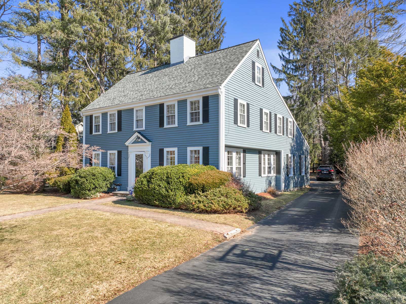 9 Marvin Road Wellesley, MA