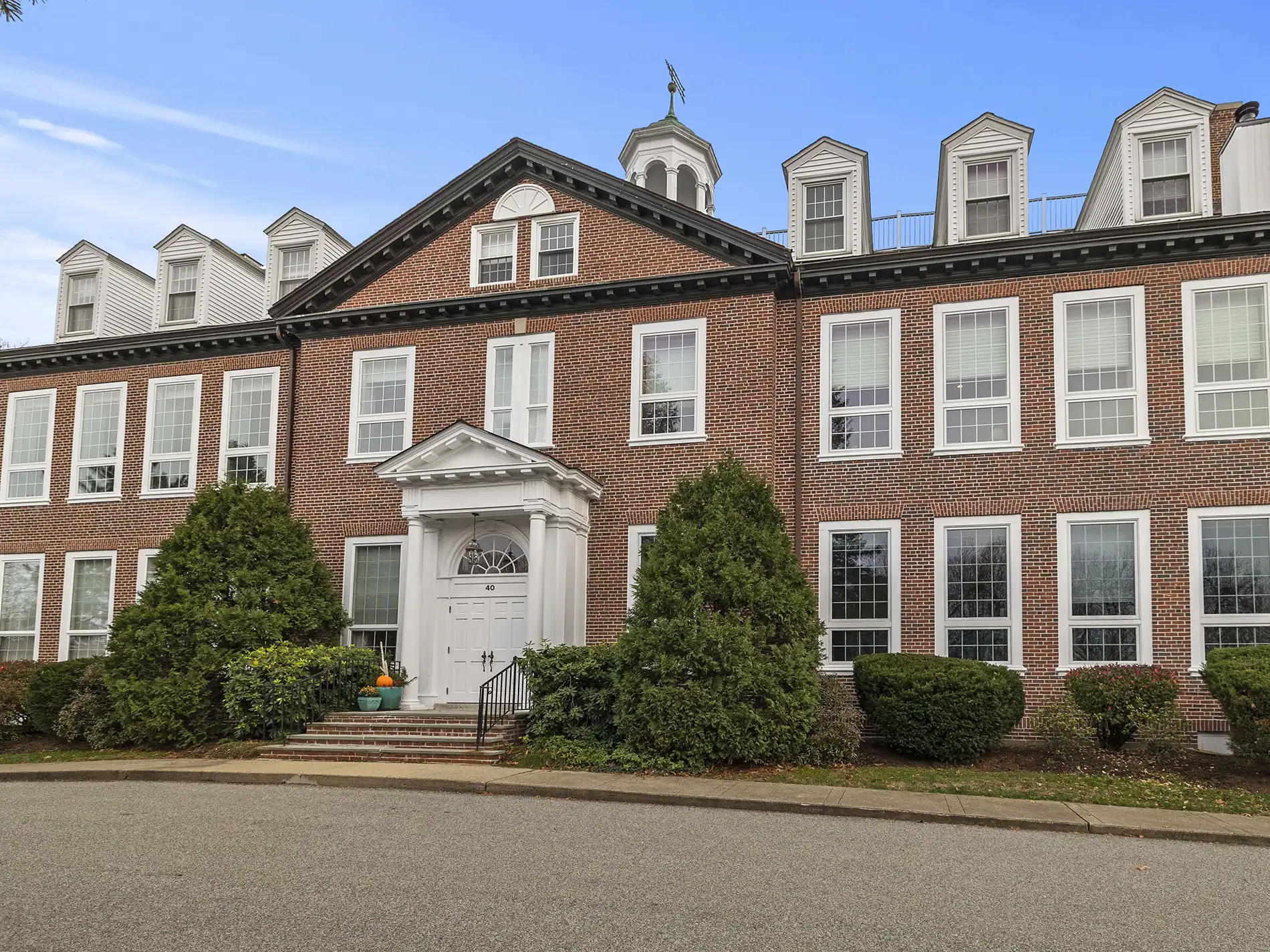 40 Seaver Street Wellesley