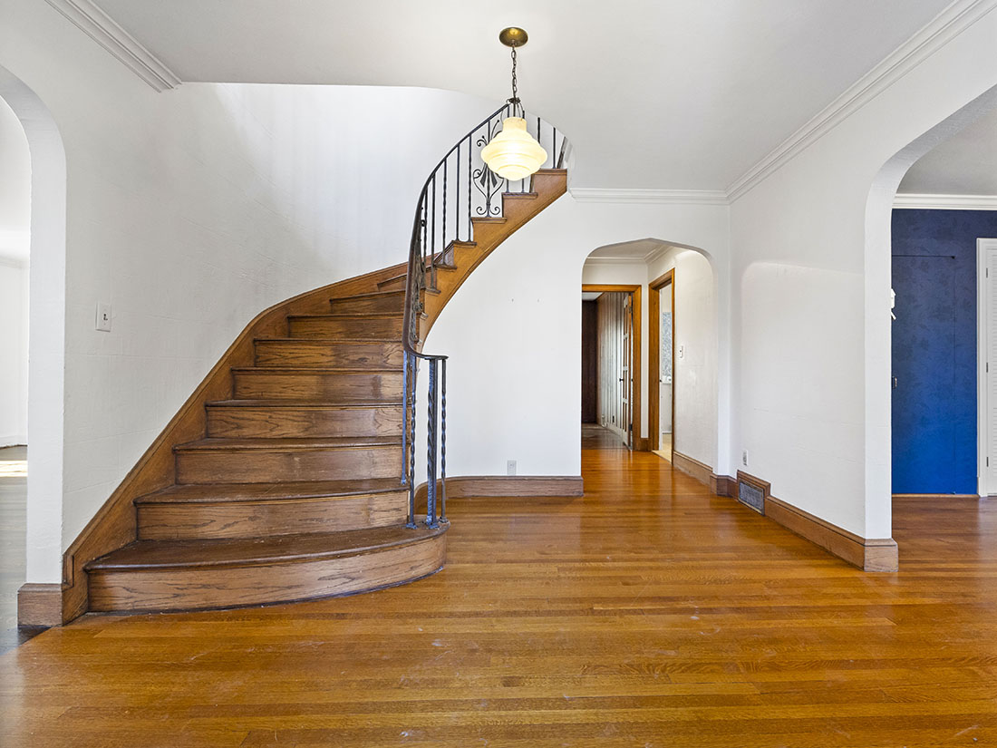 foyer, 37 Pickwick Way, Wellesley, home
