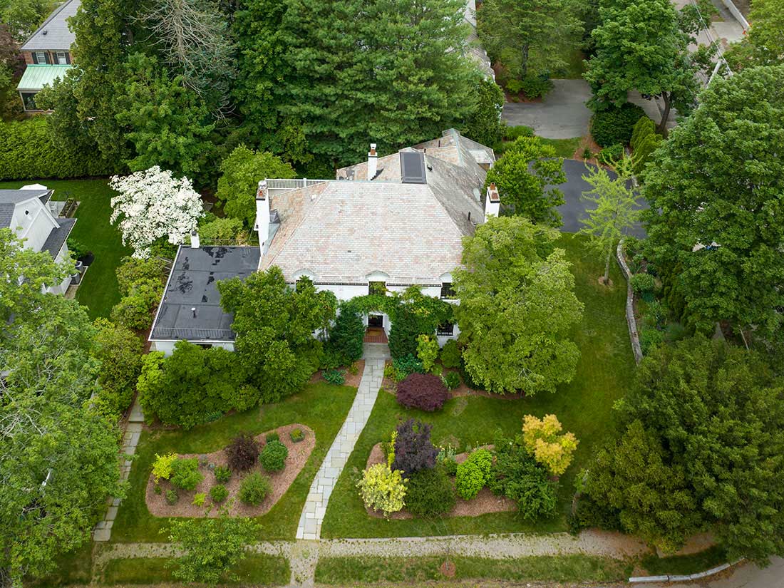 landscaping, 37 Pickwick Way, Wellesley, home