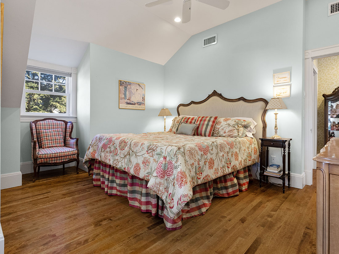 window bedroom, 121 Glen Street, Wellesley, MA home