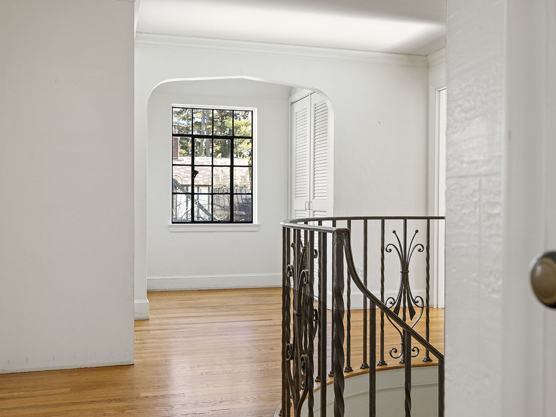 hall, 37 Pickwick Way, Wellesley, home